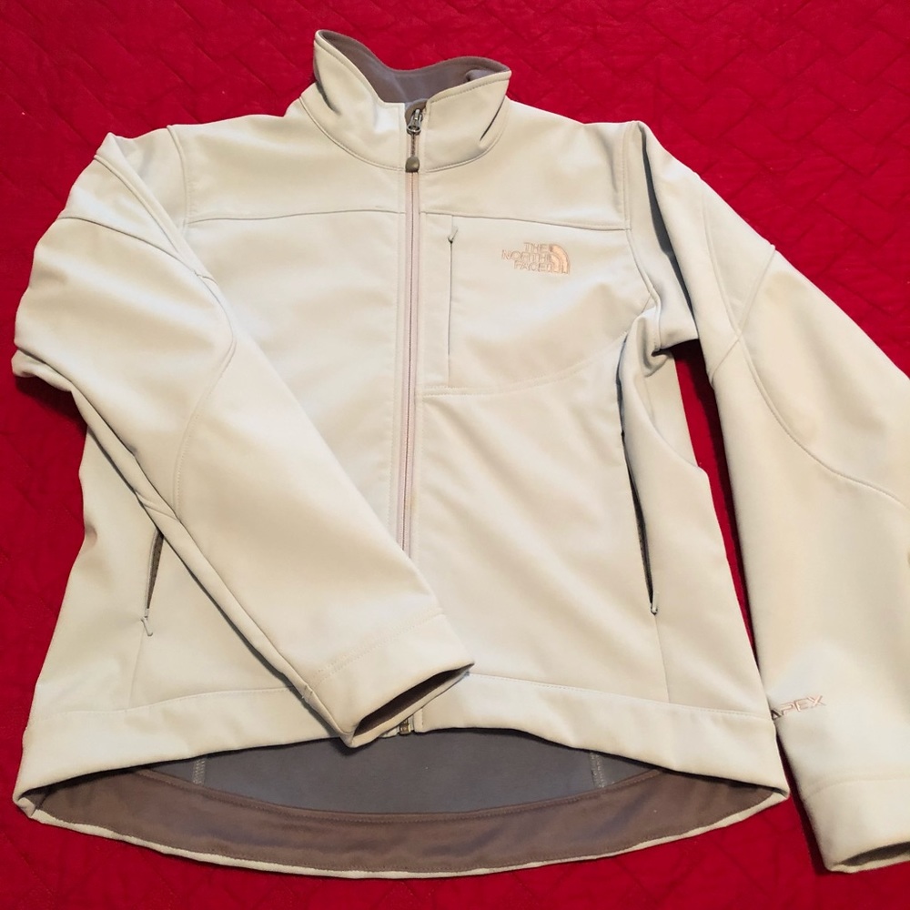 North Face Apex Softshell Jacket - Small - image 1